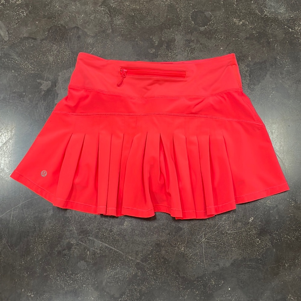 Lululemon Circuit Breaker skirt